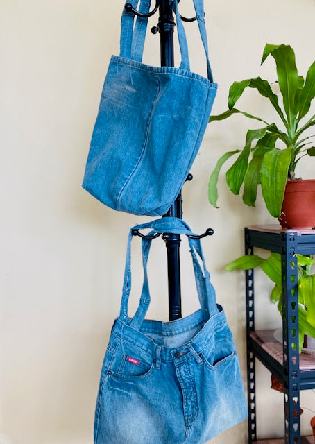 DIY Recycled Tote Bag using plastic bags 