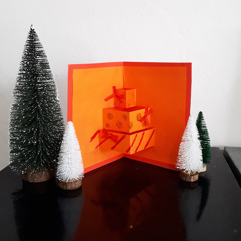 Simple Christmas Craft for Kids: Pop Up Card